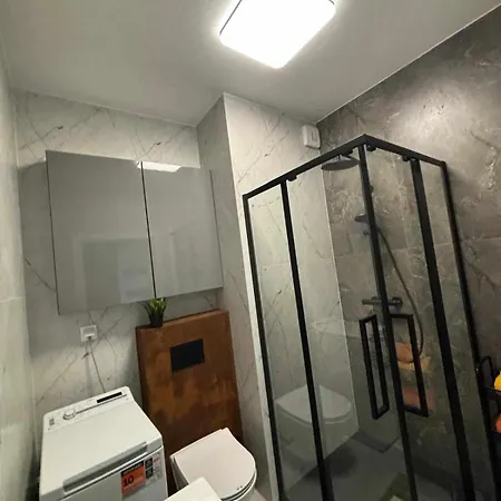 Apartament Plaza Delux Golden Kielce Exterior photo