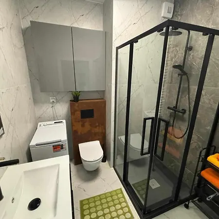 Apartament Plaza Delux Golden Kielce Exterior photo
